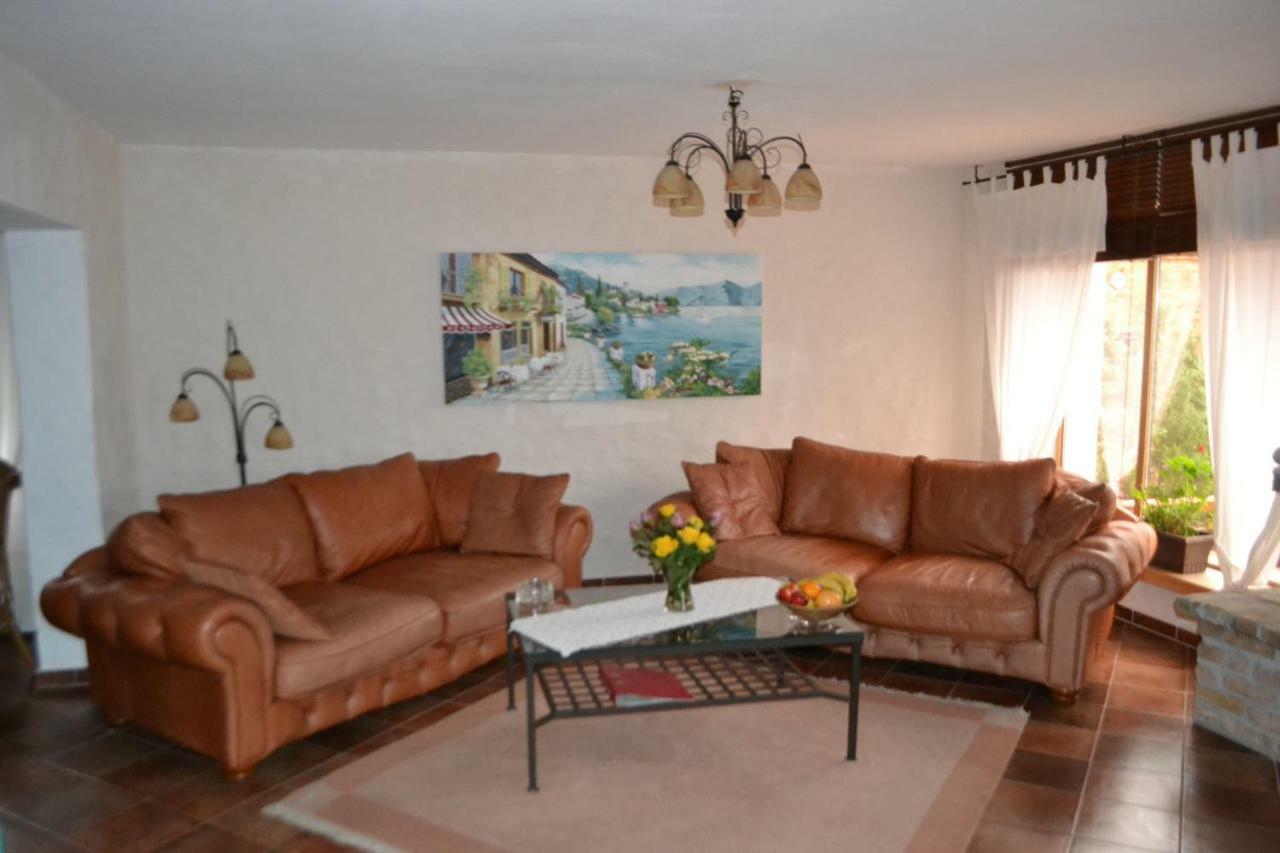 Apartment Edelweiss Egsdorf ภายนอก รูปภาพ